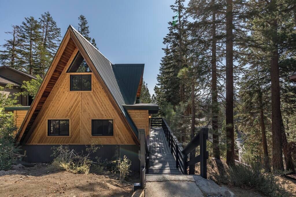 Photo of Outdoor in Mammoth Lakes