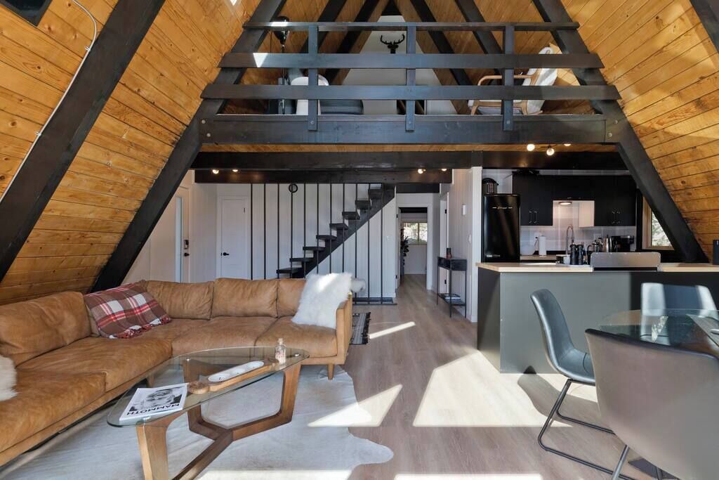 Photo of Livingroom in Mammoth Lakes