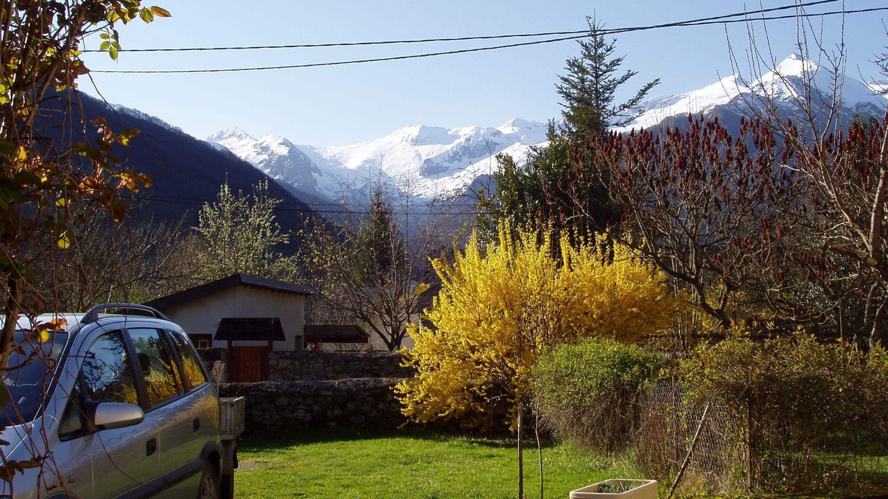 Photo of Outdoor in Ustou