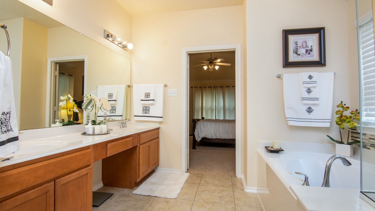 Photo of Bathroom in Sterling Ridge