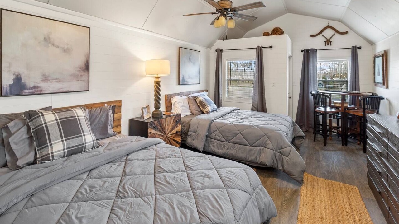 Photo of Bedroom in Oil City