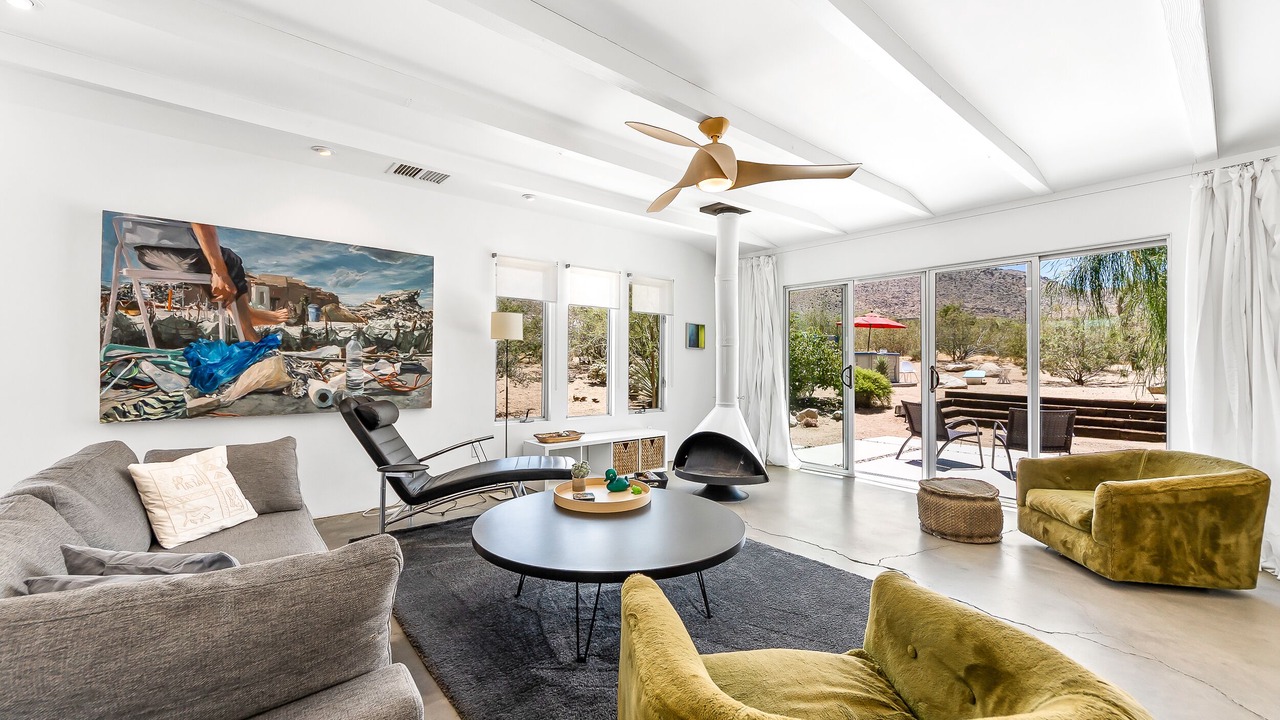 Photo of Livingroom in Joshua Tree Highlands