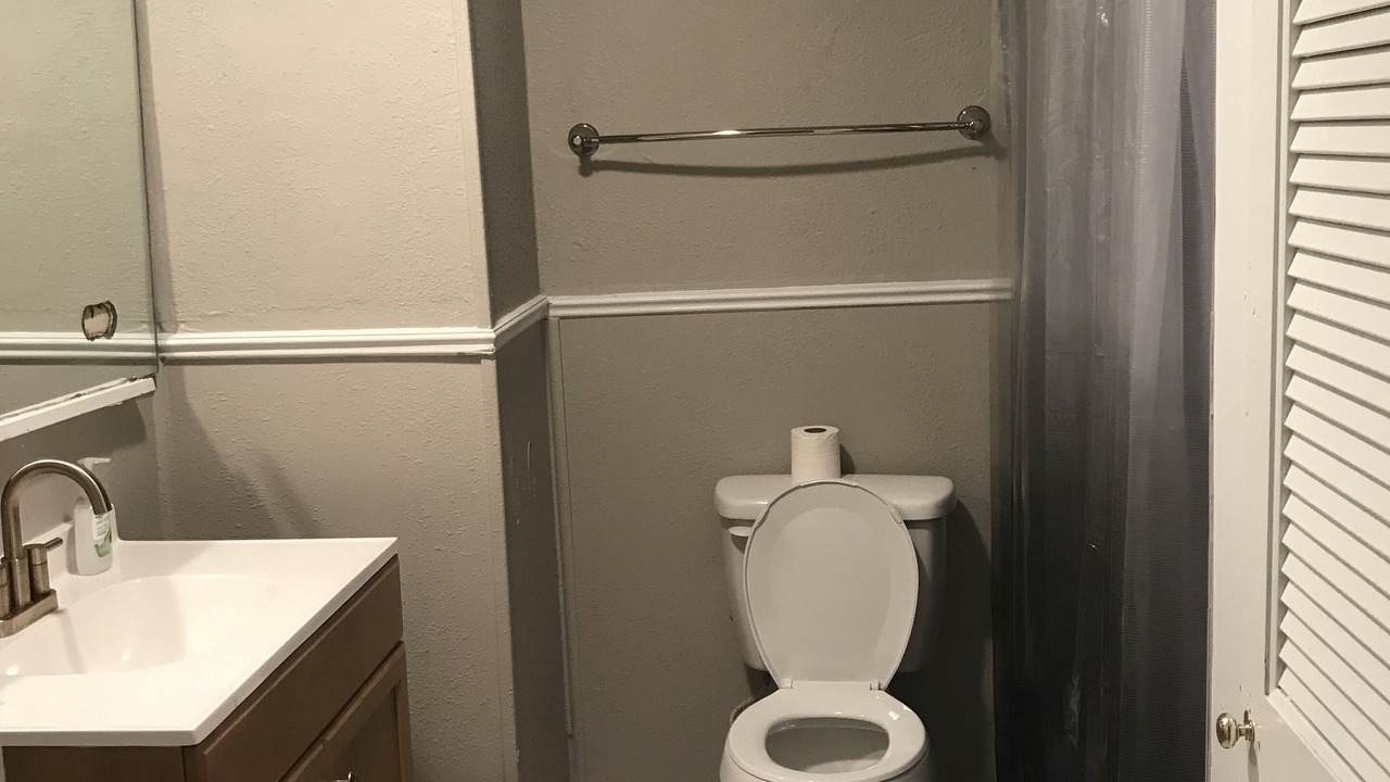 Photo of Bathroom in Silsbee