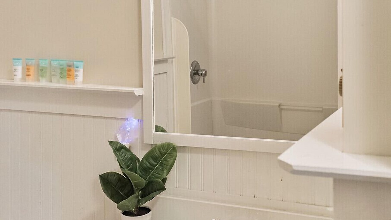 Photo of Bathroom in Blodgett Mills