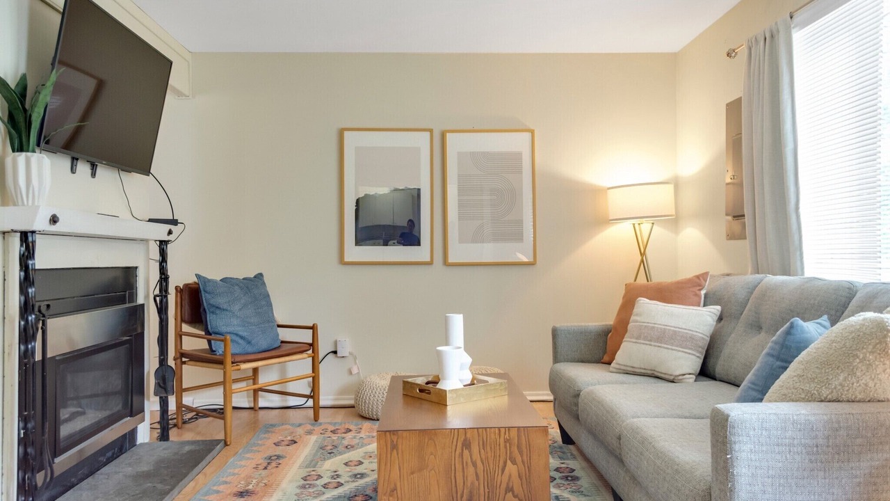 Photo of Livingroom in Blodgett Mills