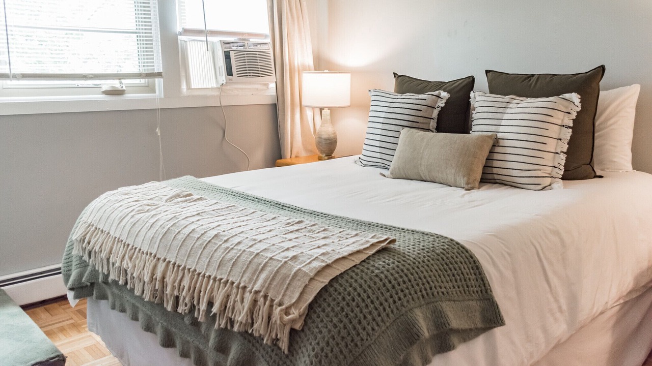 Photo of Bedroom in Blodgett Mills