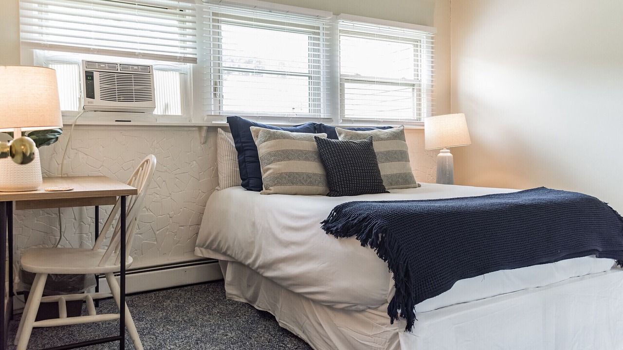 Photo of Bedroom in Blodgett Mills