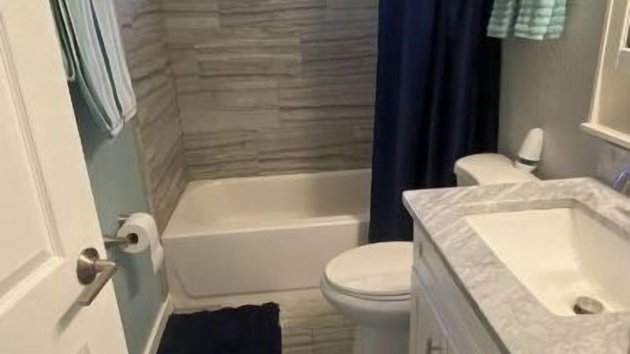 Photo of Bathroom in Coquina Key