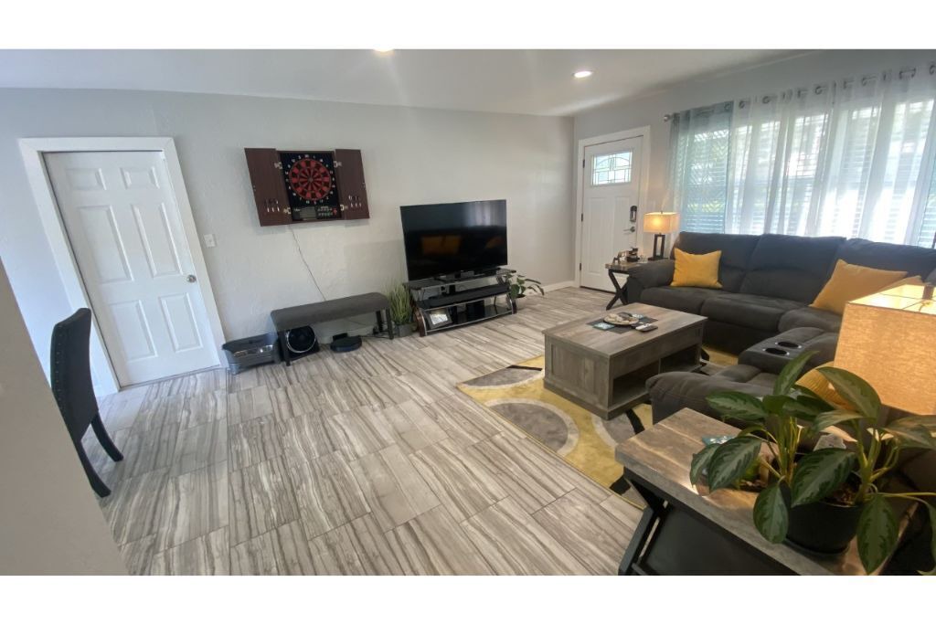 Photo of Livingroom in Coquina Key