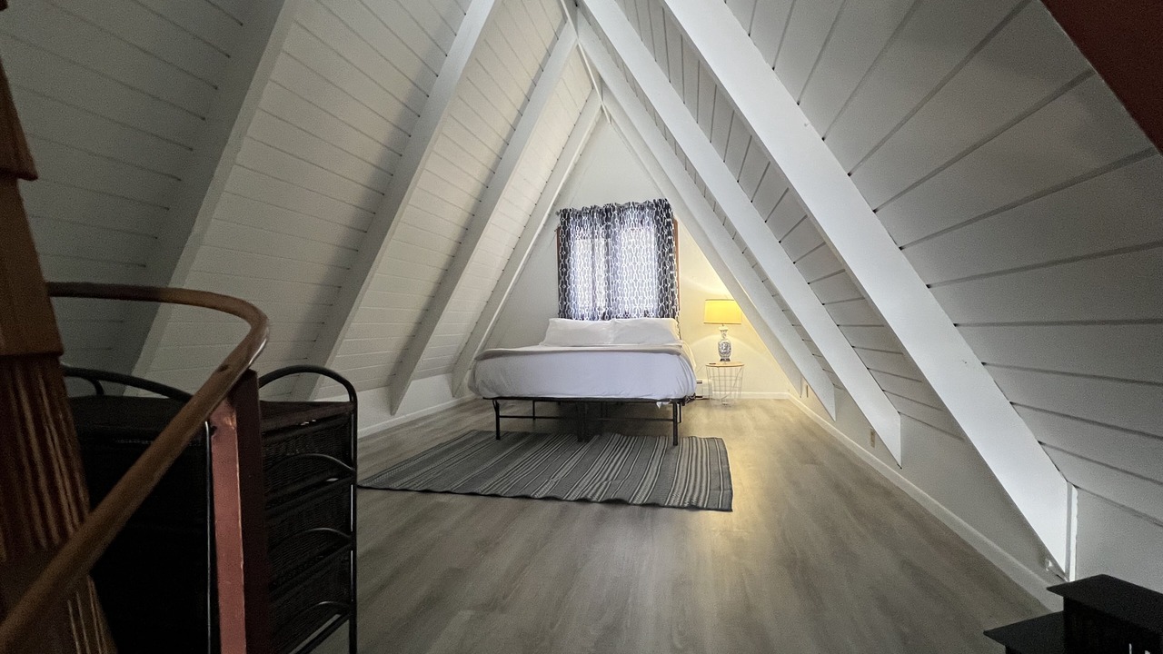 Photo of Bedroom in Shuniah
