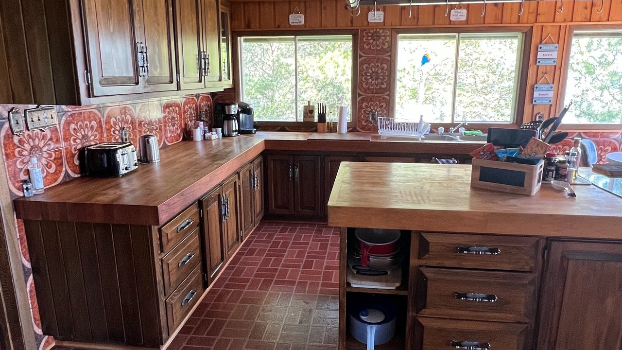 Photo of Kitchen in Shuniah