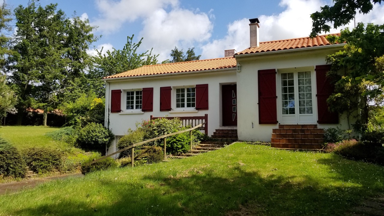 Photo of Outdoor in Saint-Julien-des-Landes