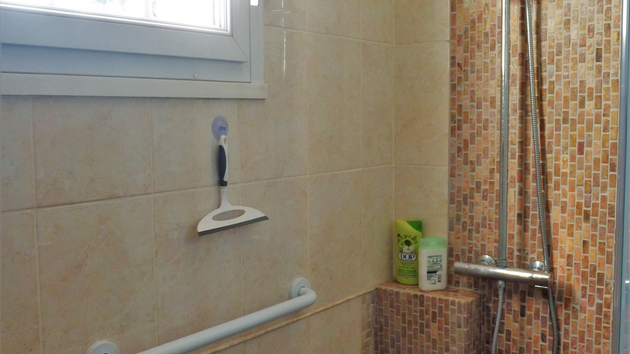 Photo of Bathroom in Saint-Julien-des-Landes