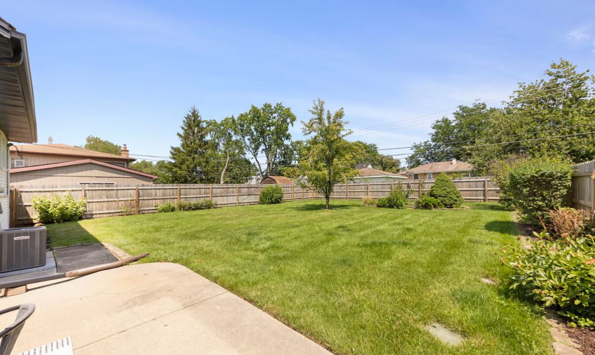 Photo of Outdoor in Elmhurst