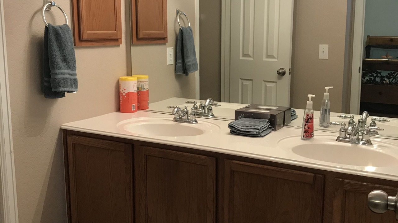 Photo of Bathroom in North Central Thousand Oaks