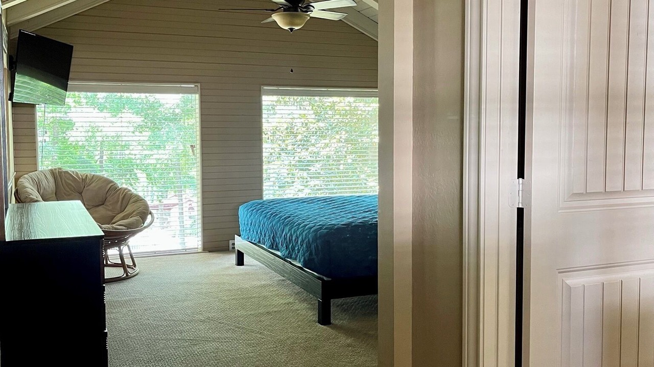 Photo of Bedroom in Montgomery