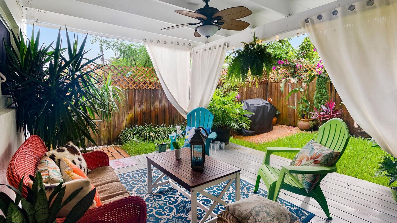 Photo of Patio Balcony in North Andrews Gardens