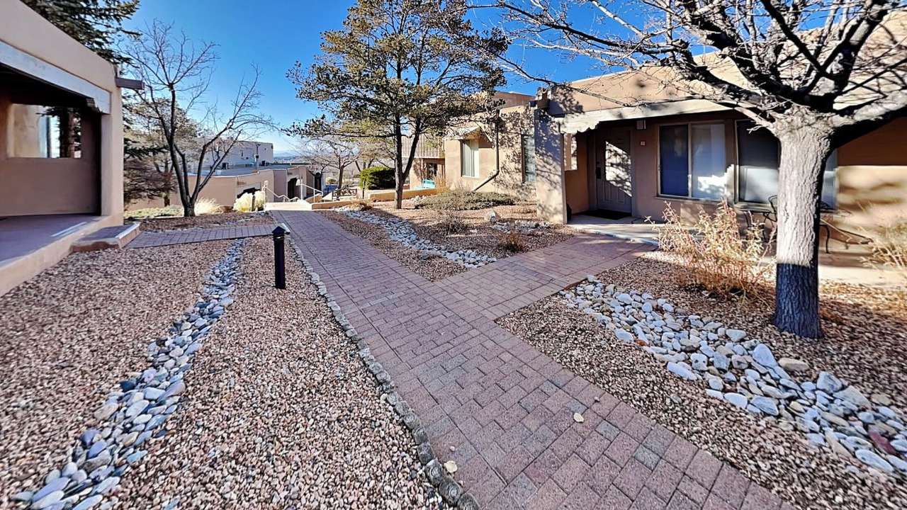 Photo of Others in Northeast Santa Fe