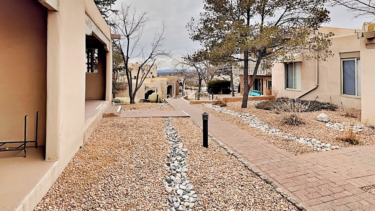 Photo of Others in Northeast Santa Fe