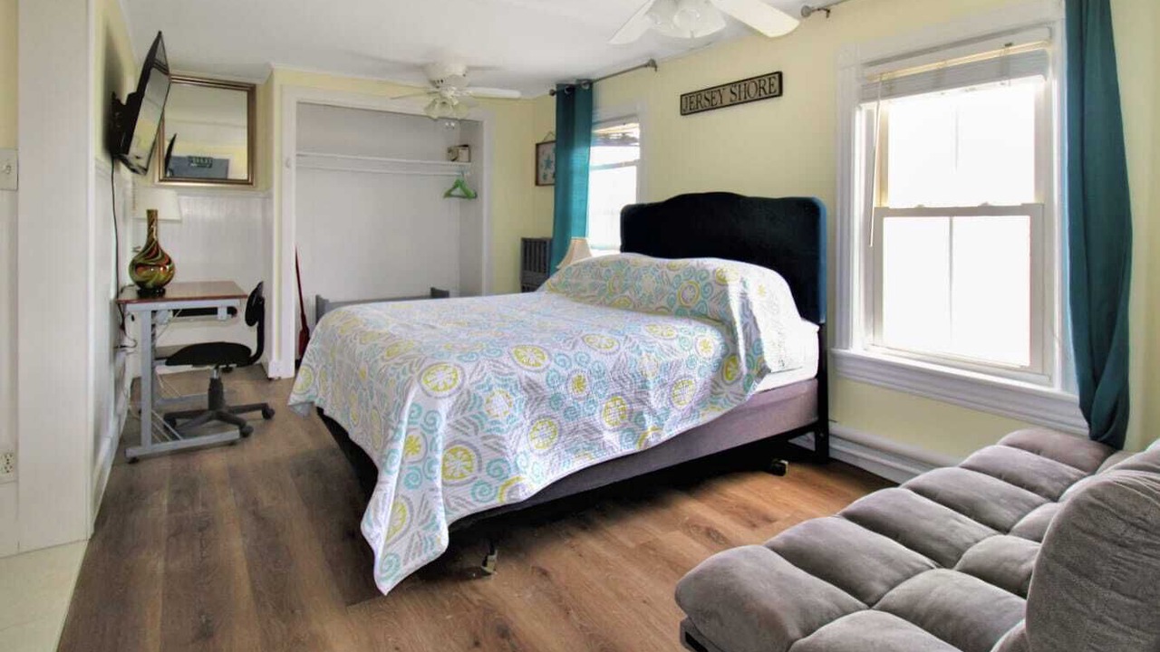 Photo of Bedroom in Ocean Grove