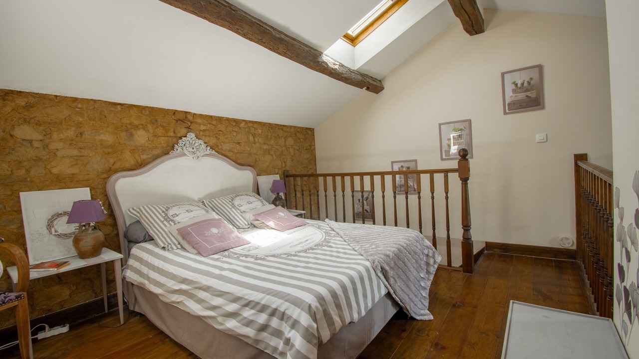 Photo of Bedroom in Droux