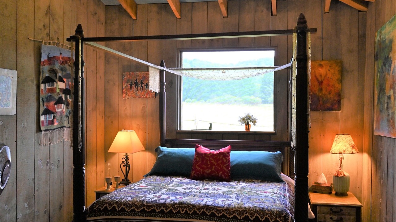 Photo of Bedroom in Caroline