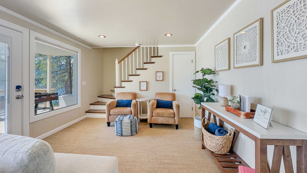 Photo of Others in Hayden