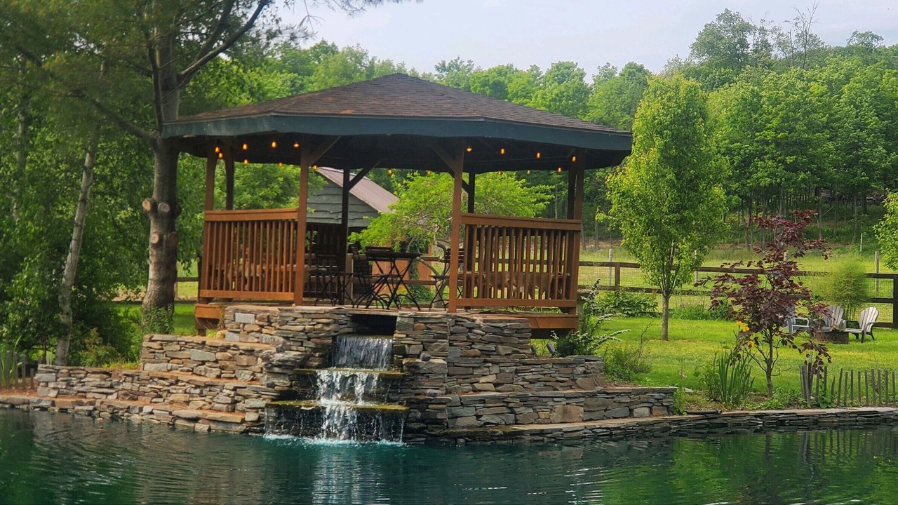 Photo of Outdoor in Caroline