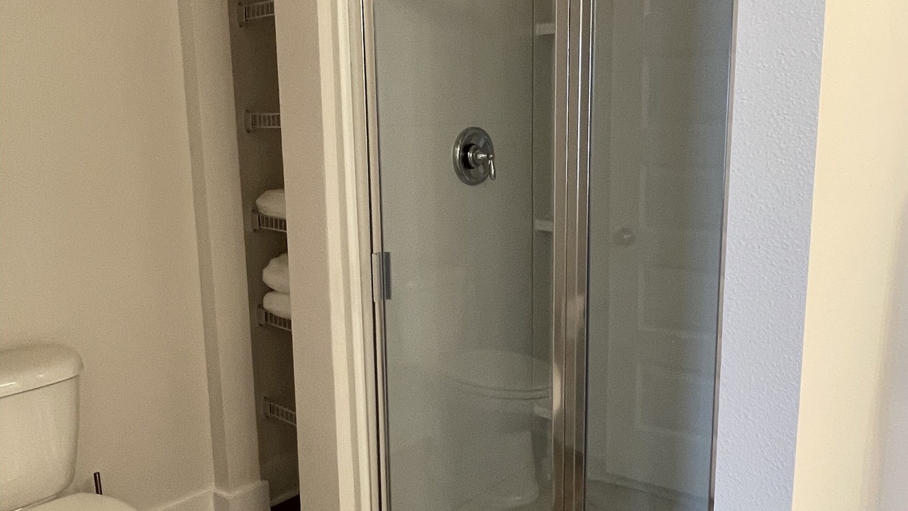 Photo of Bathroom in Pine Forest