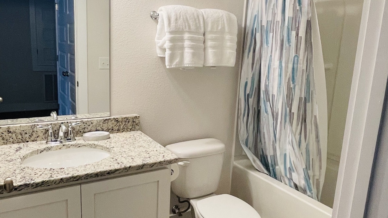 Photo of Bathroom in Pine Forest