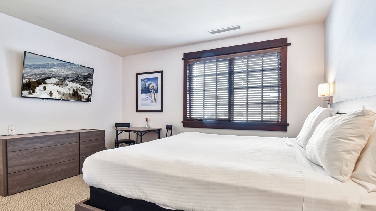 Photo of Bedroom in Empire Pass