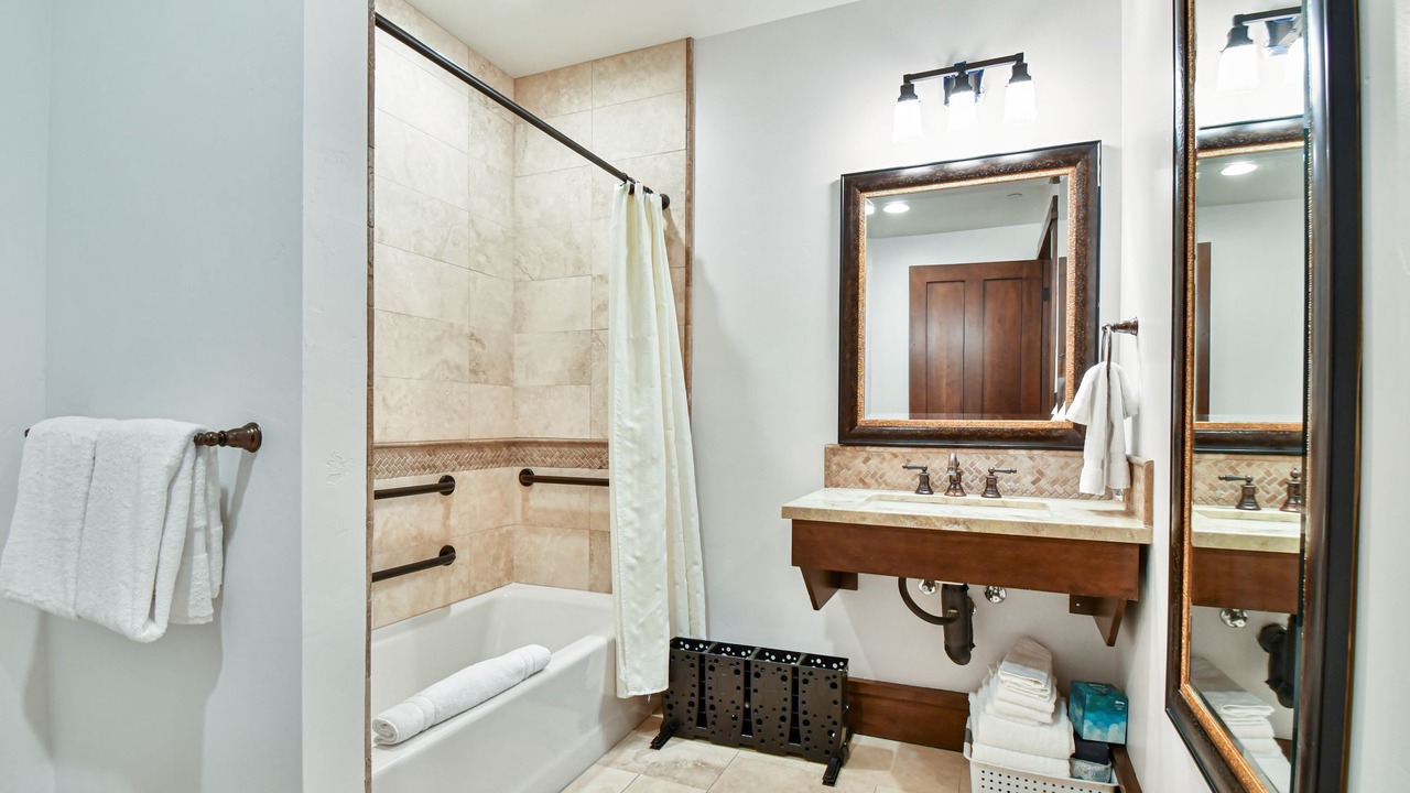 Photo of Bathroom in Empire Pass
