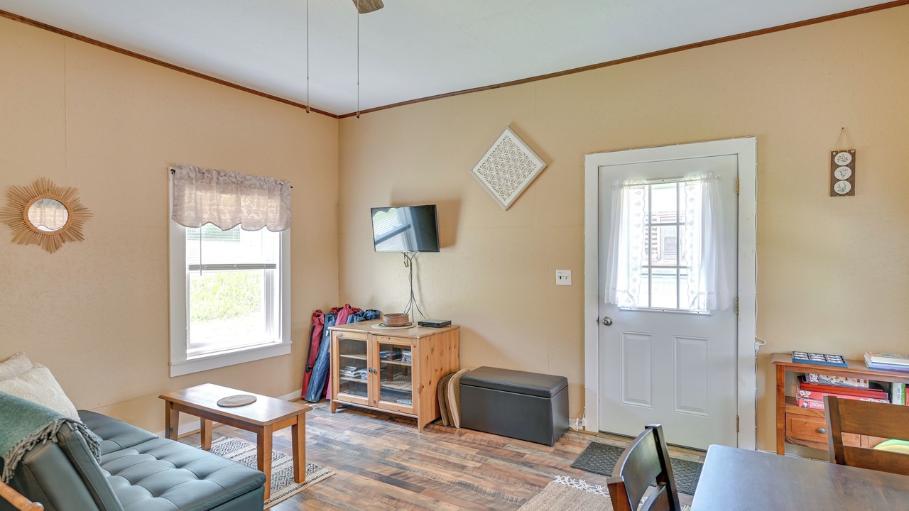 Photo of Livingroom in Schenevus