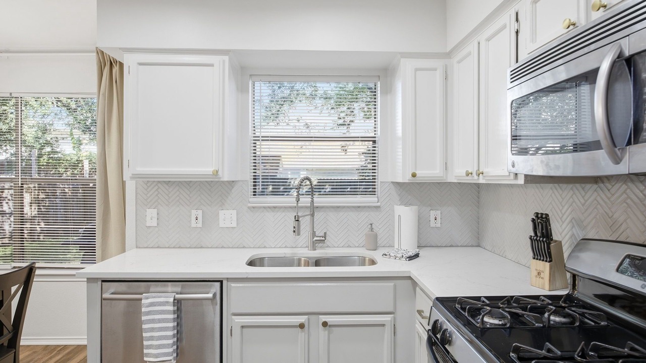 Photo of Kitchen in Hunter's Chase
