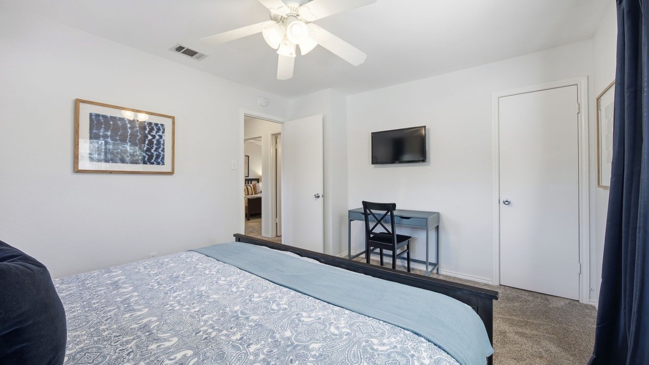 Photo of Bedroom in Hunter's Chase