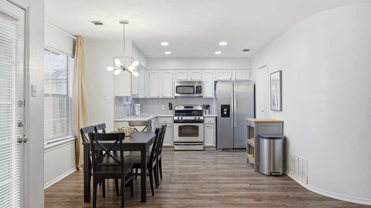 Photo of Kitchen in Hunter's Chase