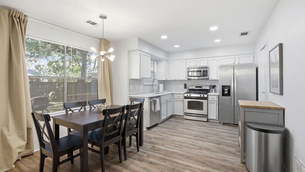 Photo of Kitchen in Hunter's Chase