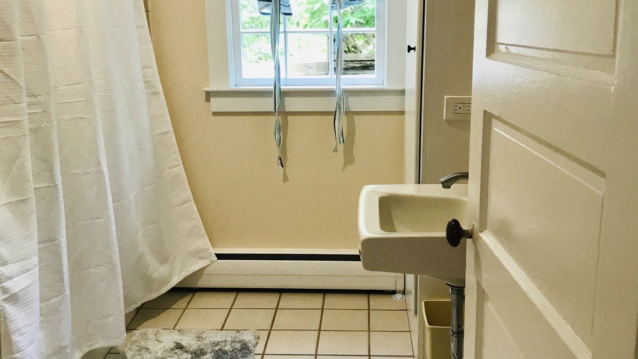 Photo of Bathroom in South Orleans
