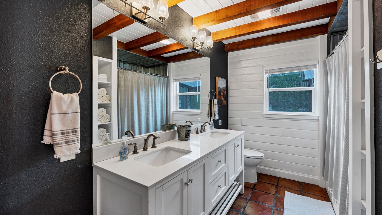 Photo of Bathroom in Johnson City