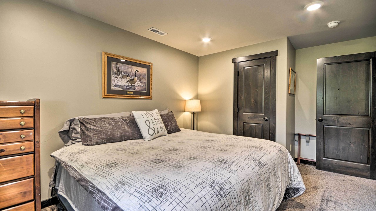 Photo of Others in McLeod