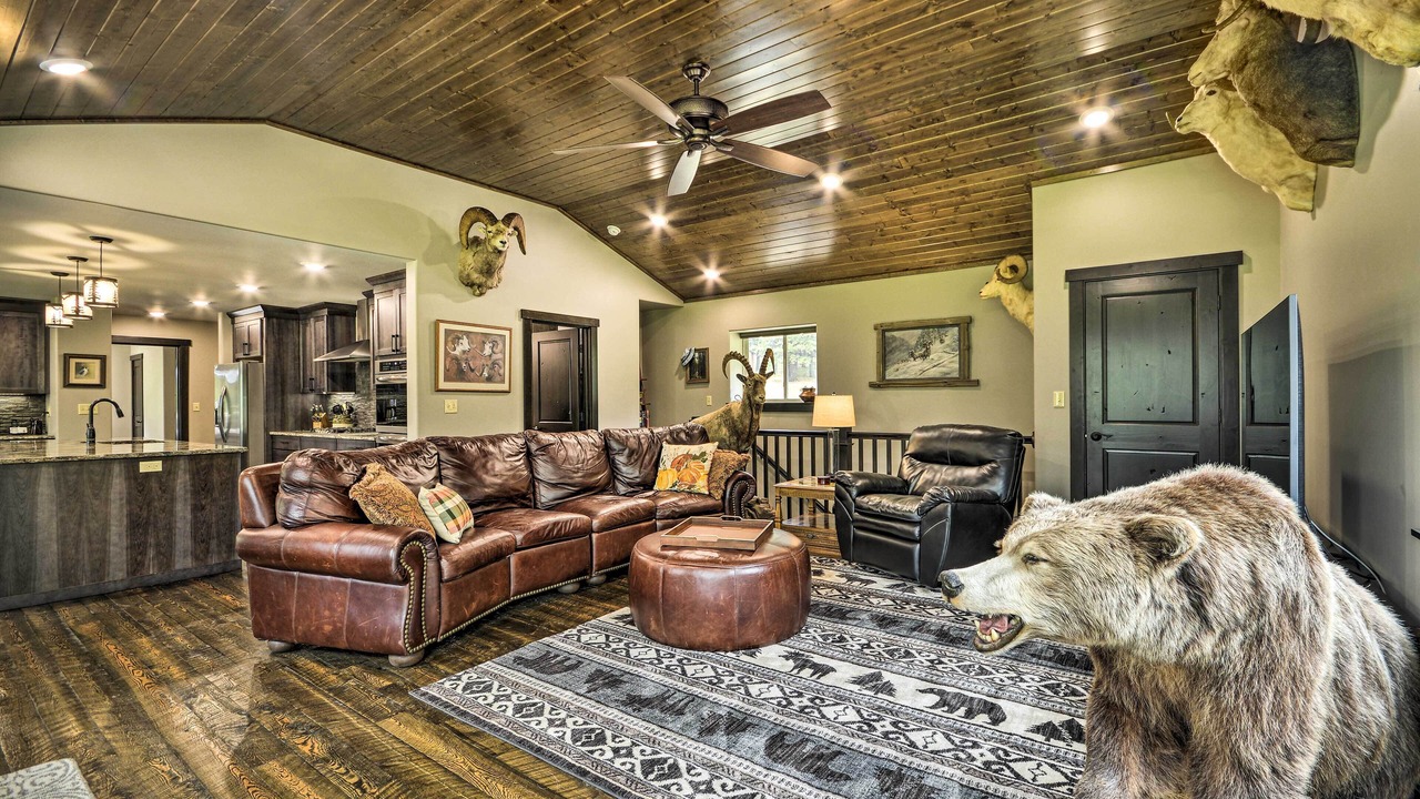 Photo of Livingroom in McLeod