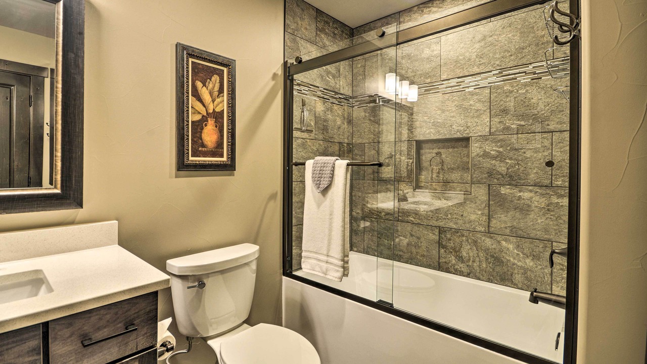 Photo of Bathroom in McLeod