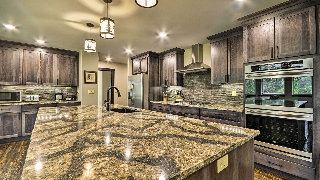 Photo of Others in McLeod