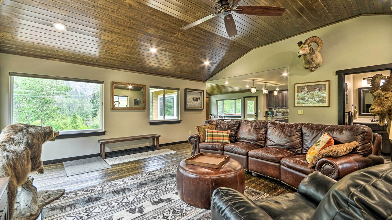 Photo of Bedroom in McLeod