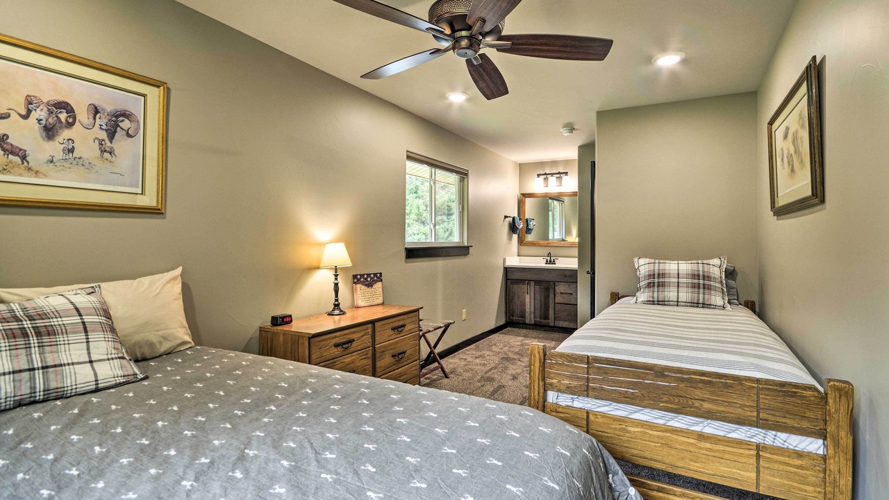 Photo of Others in McLeod