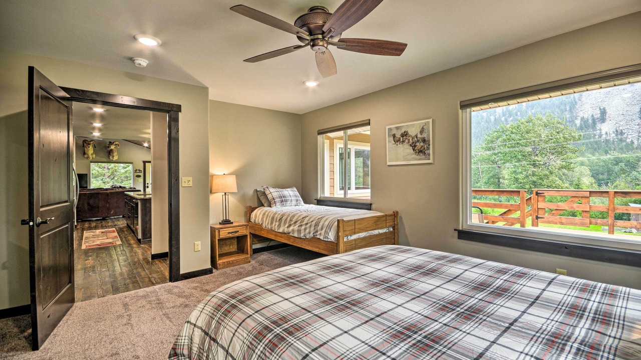 Photo of Others in McLeod