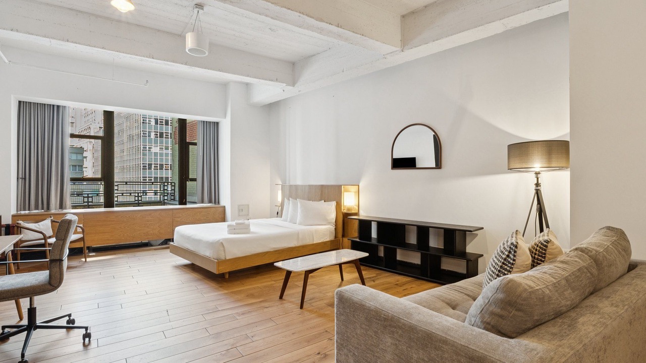 Photo of Bedroom in Financial District