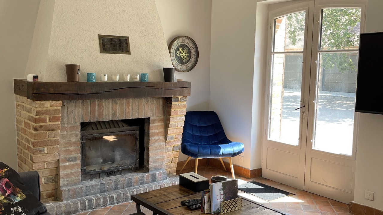Photo of Livingroom in La Ferte-Saint-Aubin