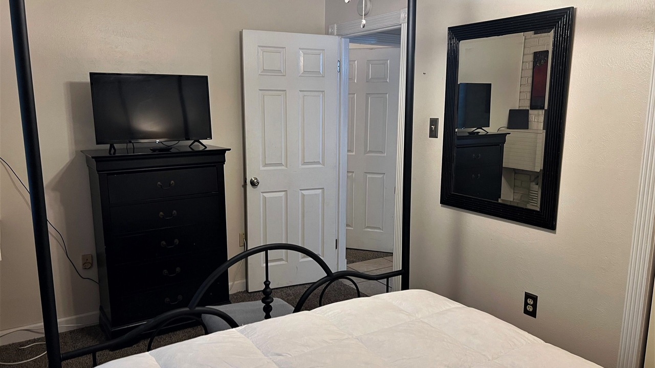 Photo of Bedroom in Beauregard Town Historic District