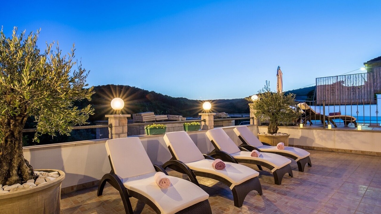 Photo of Patio Balcony in Selca